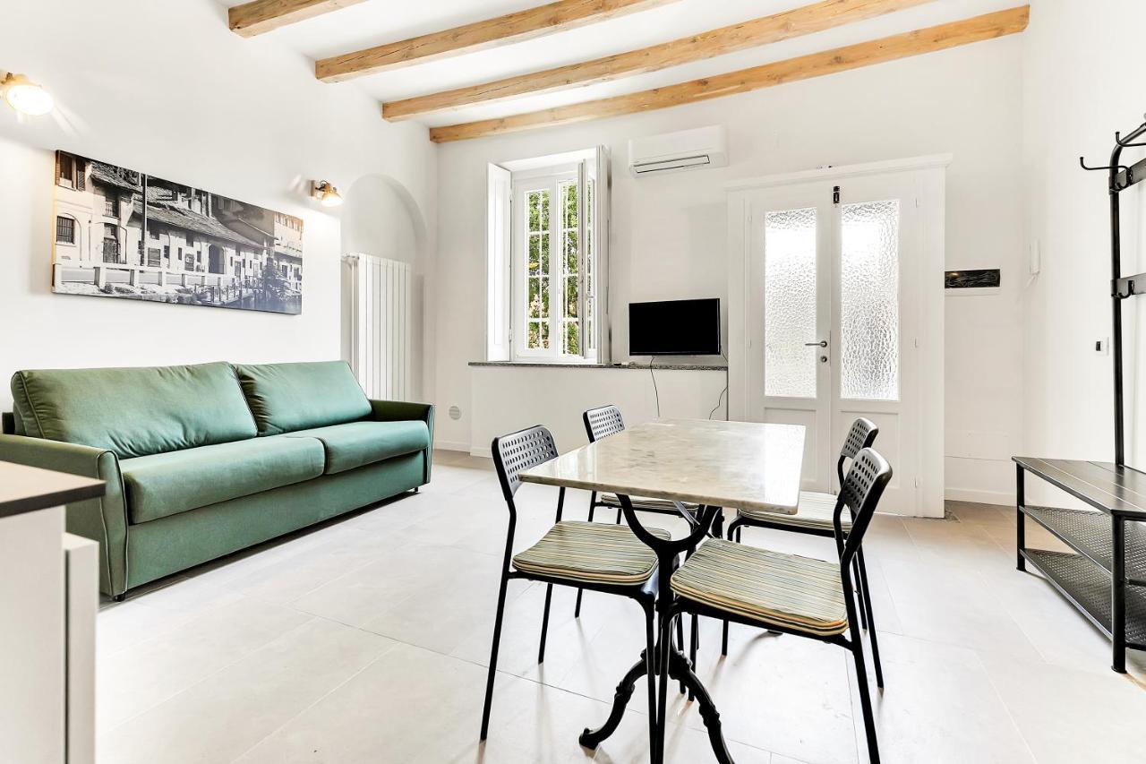 شقة Alessia'S Flat- Naviglio Grande بوكيناسكو المظهر الخارجي الصورة