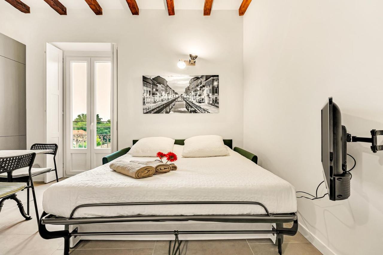 شقة Alessia'S Flat- Naviglio Grande بوكيناسكو المظهر الخارجي الصورة