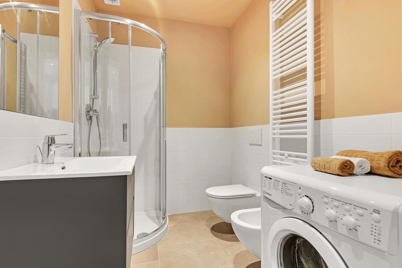 شقة Alessia'S Flat- Naviglio Grande بوكيناسكو المظهر الخارجي الصورة